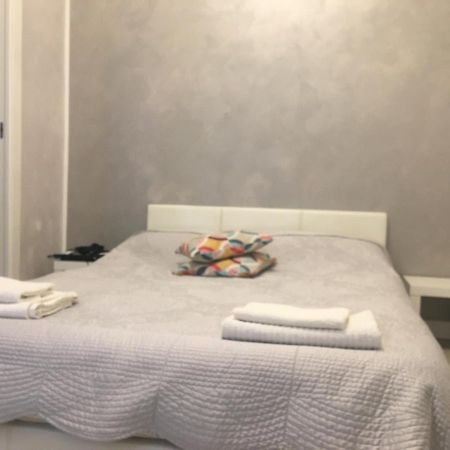 Studio Monte Ceneri Lejlighed Milano Eksteriør billede